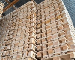 Stive cladite de europaleti